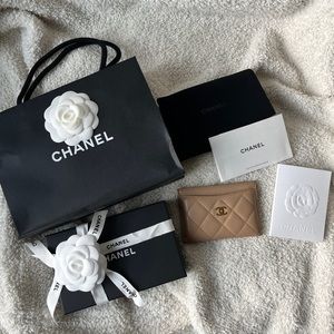 Chanel Beige Cardholder 🤎